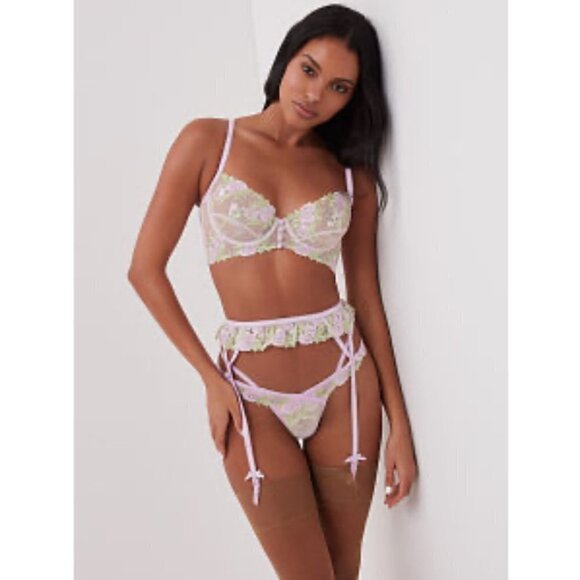 💕FOR LOVE AND LEMONS💕 Berry Garter Belt ~ Lavender Medium M NWT - Picture 2 of 16